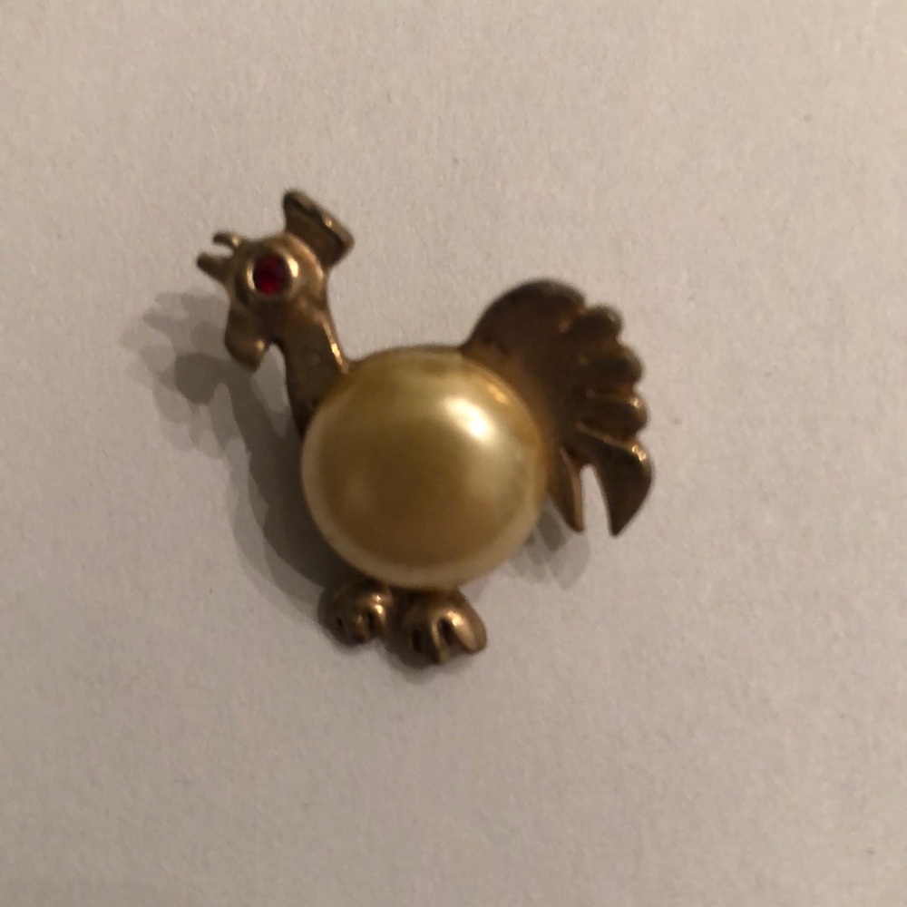 Vintage Roster Brooch